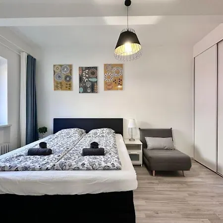 Synagogue 8ppl 2br 2bth * بودابست