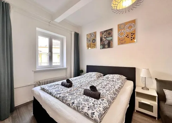Synagogue 8ppl 2br 2bth Apartamento